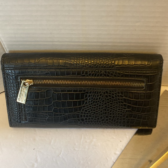 VGUC. Nanette Lenore simulated black alligator print trifold wallet. - Picture 2 of 16